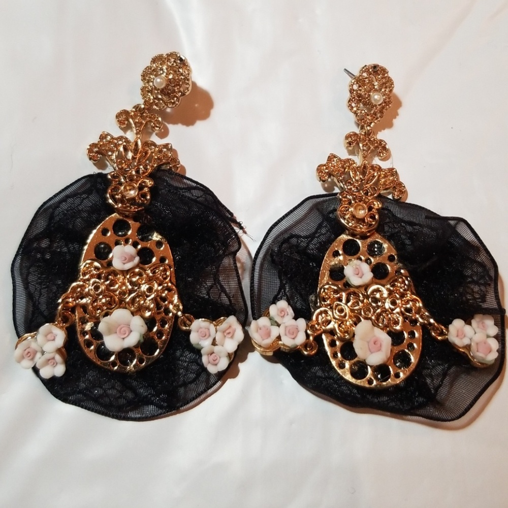 Baroque style chandelier Earrings